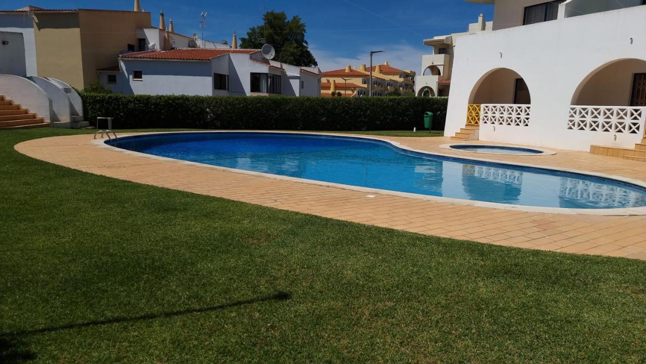 T1 Alta Oura by Sunny Deluxe Apartment Albufeira Bagian luar foto