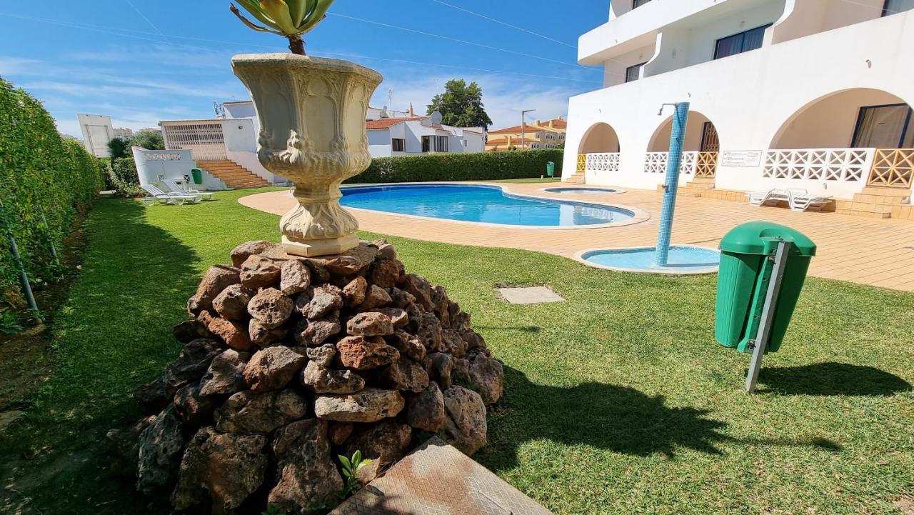 T1 Alta Oura by Sunny Deluxe Apartment Albufeira Bagian luar foto
